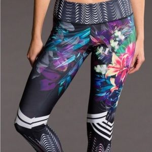 ONZIE Tiger Lily Leggings